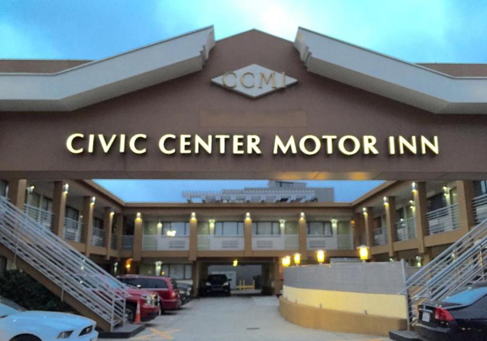 Civic Center Motor Inn Main image 1